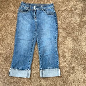 NY&Co Jean Capri’s
